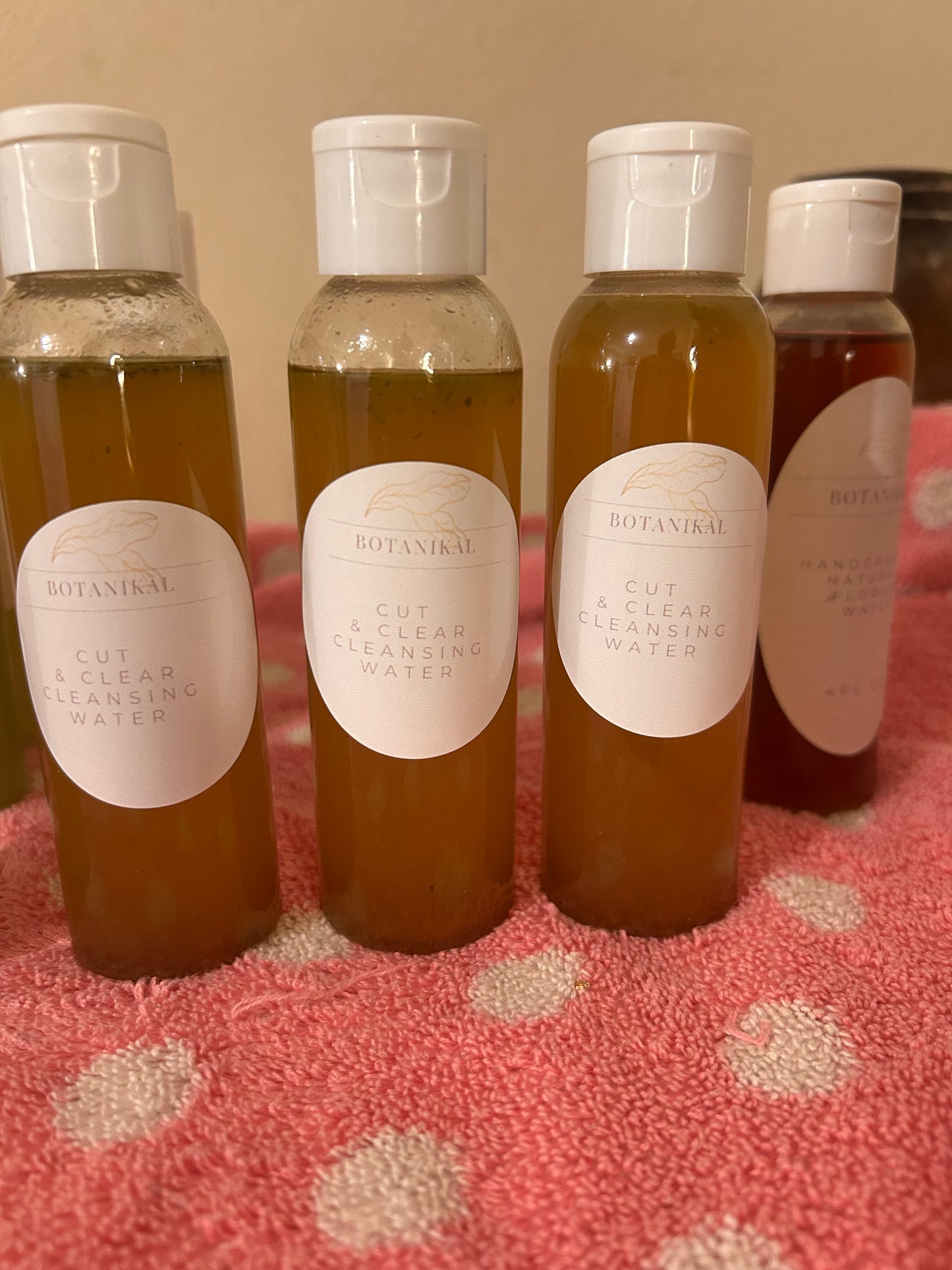 BotaniKāl Handcrafted Cut & Clear Cleansing Water